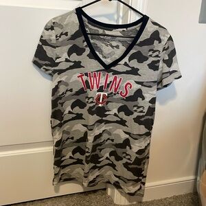 Minnesota Twins black/gray camo T-shirt, only worn once